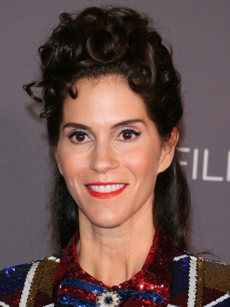 Meet Jami Gertz: The World’s Richest Actress with an Astonishing $8 Billion Net Worth—And You’ve Likely Never Heard of Her!